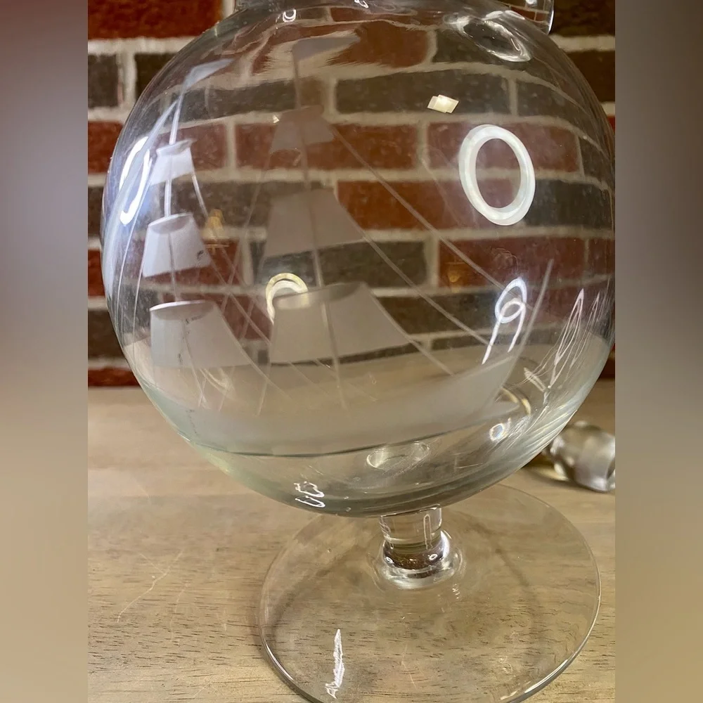 Vintage Etched Crystal Clipper Ship's‎ Liquor Decanter